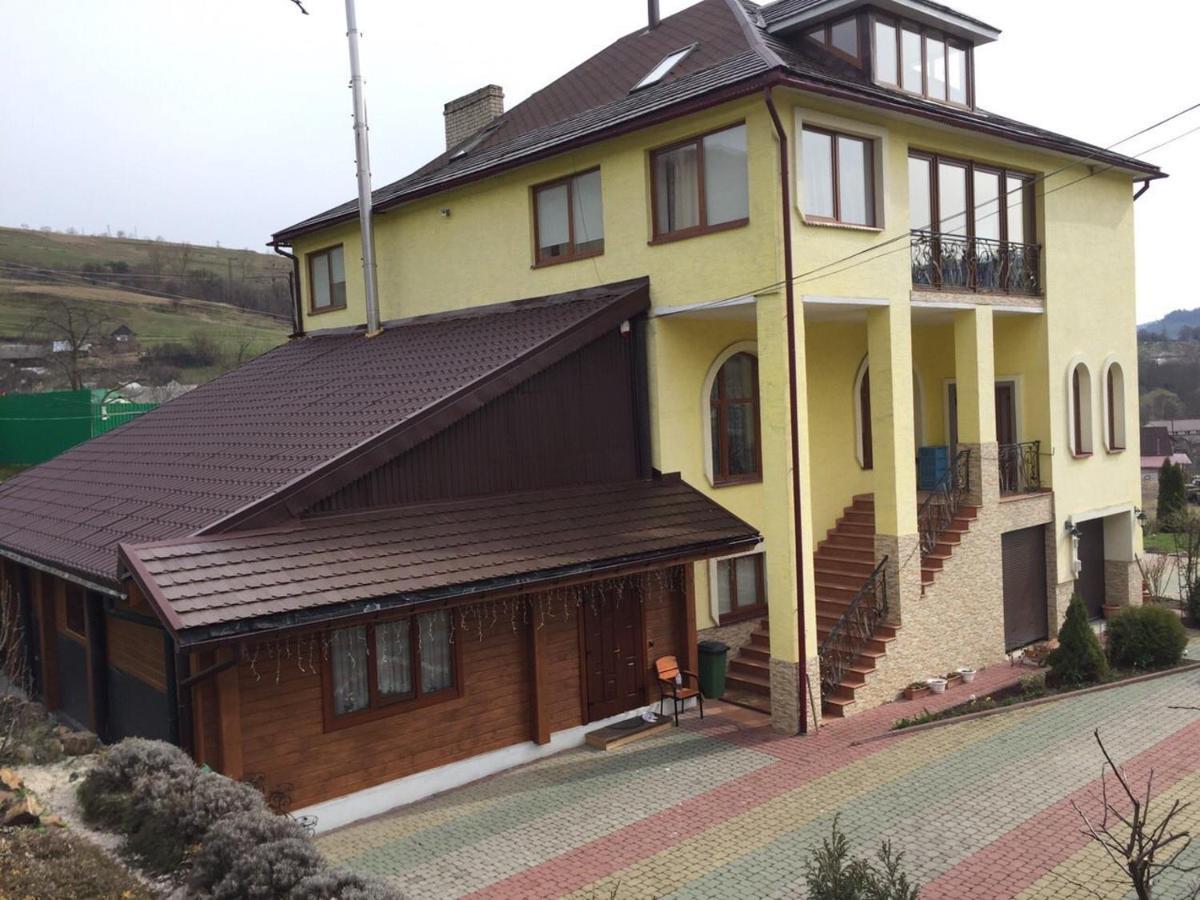 Апартаменти На Підгірній 볼로베츠 외부 사진